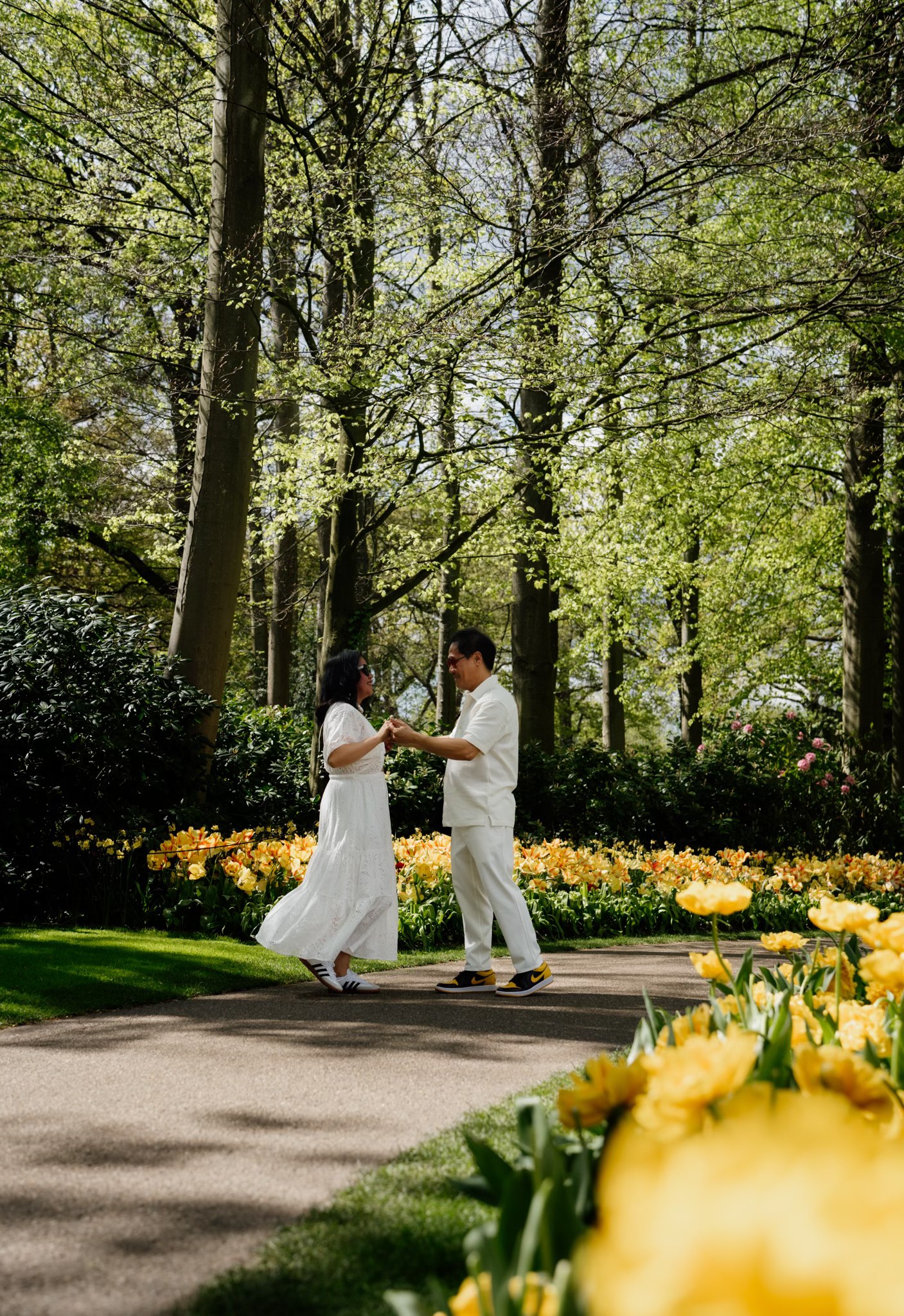 keukenhof tulips couple